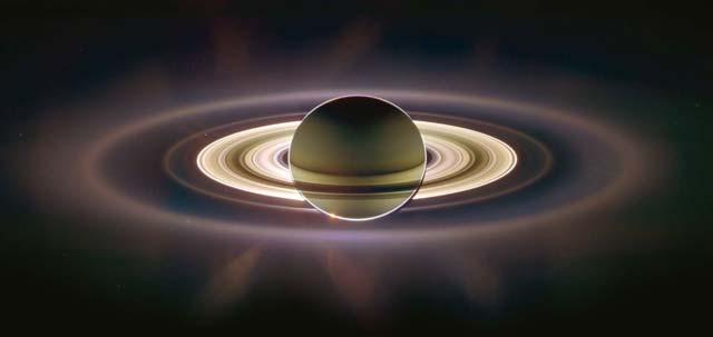 Picture of Saturn and its rings. Picture of Saturn and its rings.