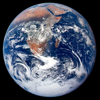photo: Earth photo: Earth